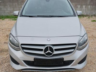 Mercedes B180