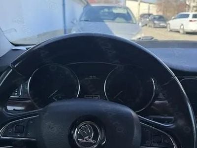 Second-hand Skoda Superb 140 CP (102 kW) 2014 Berlinǎ