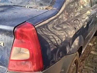 Utilizat 2010 Dacia Logan Berlinǎ | 600 EUR