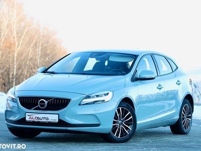 second-hand Volvo V40 D2