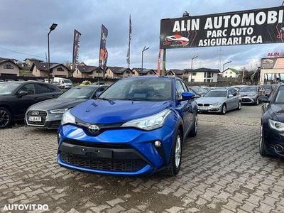 Second-hand Toyota C-HR Club 122 CP (89 kW) 2021 Culoarealbastru SUV