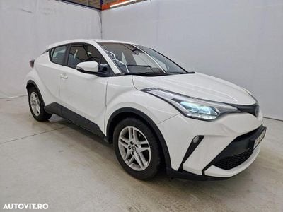 Second-hand Toyota C-HR 122 CP (89 kW) 2021 Culoarealb SUV