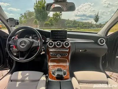 Mercedes C200