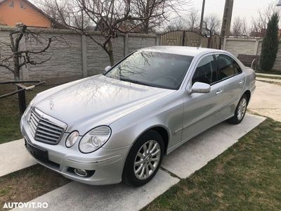 Mercedes E220