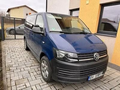Albastru Utilizat 2017 VW Transporter Van | 19.800 EUR