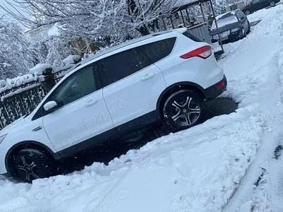 Second-hand Ford Kuga 150 CP (110 kW) 2016 Alb SUV