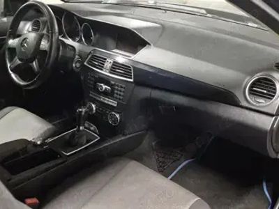 Mercedes C180