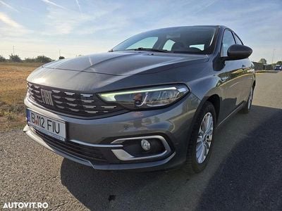 Second-hand Fiat Tipo Life 100 CP (73 kW) 2021 Culoaregri Berlinǎ