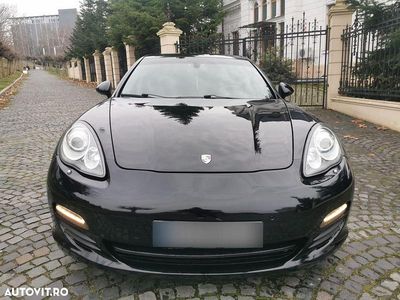 Culoarenegru Utilizat 2011 Porsche Panamera Berlinǎ | 16.990 EUR