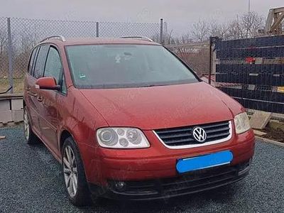 Second-hand VW Touran 170 CP (125 kW) 2006 Visiniu Monovolum