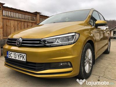 Auriu Utilizat 2020 VW Touran Monovolum | 24.900 EUR