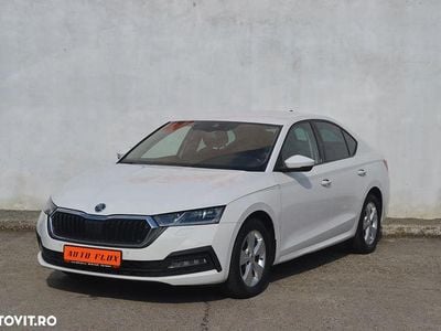 Culoarealb Second-hand 2021 Skoda Octavia Ambition Berlinǎ | 16.990 EUR (Preț OK)
