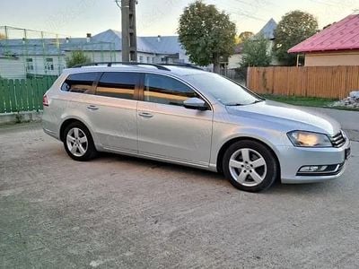 Gri Utilizat 2014 VW Passat Break | 5.400 EUR (Preț bun)