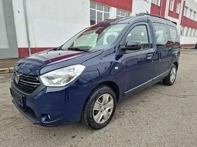 Culoarealbastru Utilizat 2020 Dacia Dokker Lauréate Monovolum | 8.990 EUR