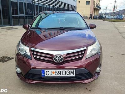 Second-hand Toyota Avensis 177 CP (130 kW) 2013 Violet Berlinǎ