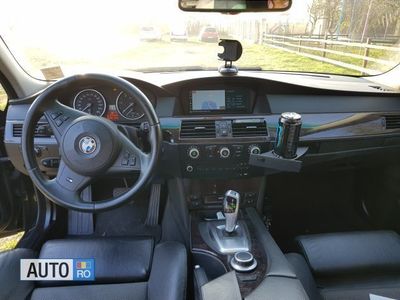 Negru Utilizat 2008 BMW 525 M Sport Berlinǎ | 10.990 EUR