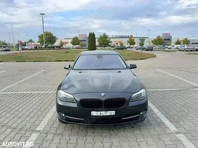 Utilizat 2011 BMW 530 Berlinǎ | 13.000 EUR