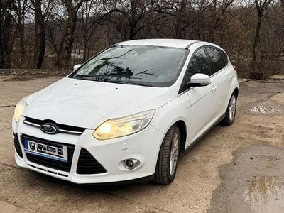 Second-hand Ford Focus Sport 125 CP (91 kW) 2013 Culoarealb Hatchback
