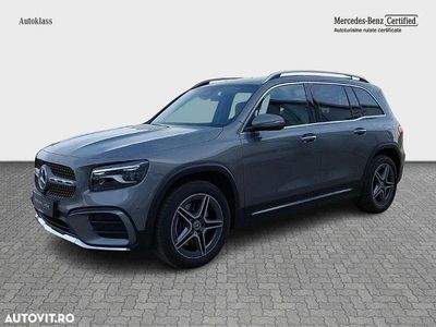 Mercedes GLB220