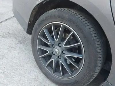 Utilizat 2012 Ford Focus Berlinǎ | 4.800 EUR