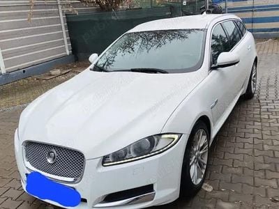 Second-hand Jaguar XF Sportbrake 147 CP (108 kW) 2013 Alb Break