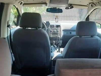 Utilizat 2003 VW Touran Monovolum | 1.500 EUR