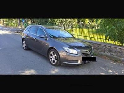 Utilizat 2011 Opel Insignia Break | 5.500 EUR (Puțin scump)