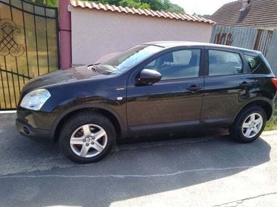 Utilizat 2009 Nissan Qashqai SUV | 4.500 EUR