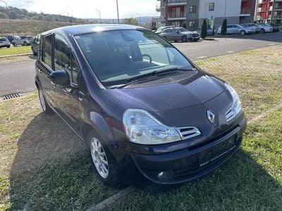 Violet Utilizat 2009 Renault Modus Monovolum | 2.290 EUR