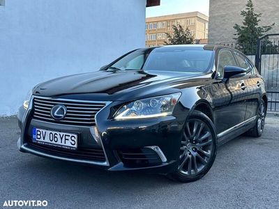 second-hand Lexus LS600h SeriaLuxury Line