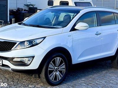 Second-hand Kia Sportage 136 CP (100 kW) 2015 Culoarealb SUV