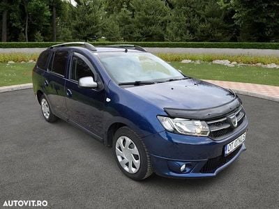 Second-hand Dacia Logan Prestige 90 CP (66 kW) 2015 Culoarealbastru Break