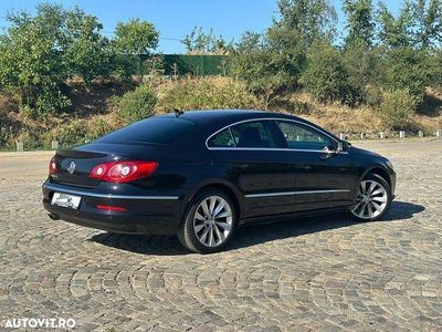 Culoarenegru Utilizat 2010 VW Passat Berlinǎ | 7.300 EUR (Scump)