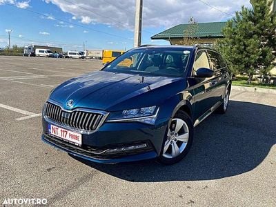 Second-hand Skoda Superb Premium Edition 150 CP (110 kW) 2022 Culoarealbastru Break