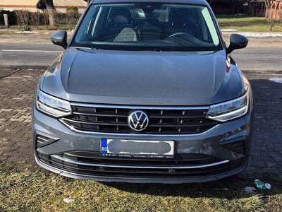 Second-hand VW Tiguan Life 150 CP (110 kW) 2022 Culoaregri SUV