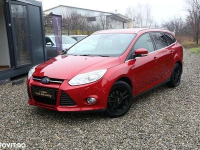 Culoarerosu Second-hand 2013 Ford Focus Titanium Break | 4.200 EUR (Preț bun)