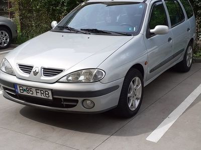 Second-hand Renault Mégane 98 CP (72 kW) 2000 Gri Break