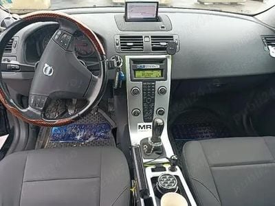 Second-hand Volvo V50 115 CP (84 kW) 2010 Negru Break