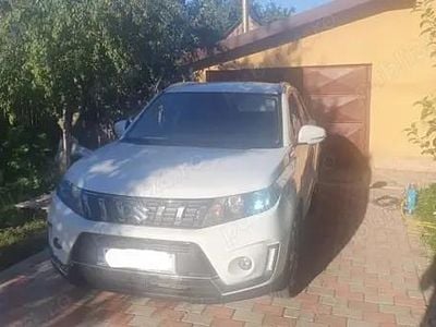 Second-hand Suzuki Vitara 140 CP (102 kW) 2019 Alb SUV