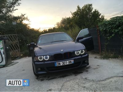 Second-hand BMW 525 61 CP (44 kW) 2002 Albastru Berlinǎ