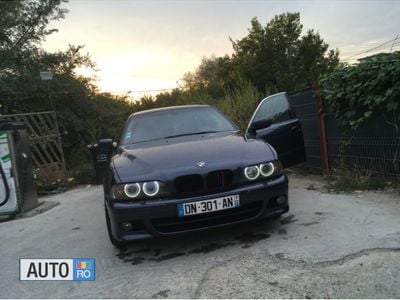 Albastru Utilizat 2002 BMW 525 Berlinǎ | 3.000 EUR
