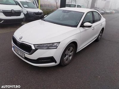 Second-hand Skoda Octavia Ambition 115 CP (84 kW) 2021 Culoarealb Berlinǎ