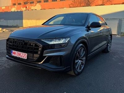 Second-hand Audi Q8 S-Line 340 CP (250 kW) 2022 Gri SUV