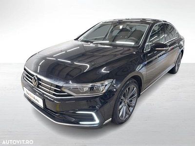 Second-hand VW Passat GTE 218 CP (160 kW) 2021 Culoarenegru Berlinǎ