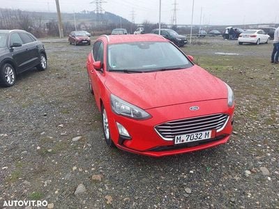 Culoarerosu Utilizat 2019 Ford Focus Cool & Connect Break | 9.990 EUR (Preț OK)
