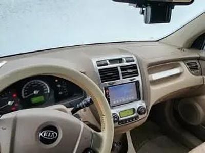 Second-hand Kia Sportage 115 CP (84 kW) 2007 Maro SUV