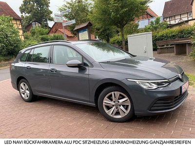 Second-hand 2023 VW Golf VIII Life Break | 22.909 EUR (Puțin scump)