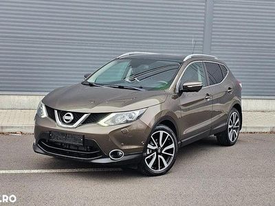 Culoaremaro Utilizat 2014 Nissan Qashqai Tekna SUV | 9.990 EUR (Preț OK)