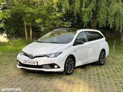 Toyota Auris Hybrid