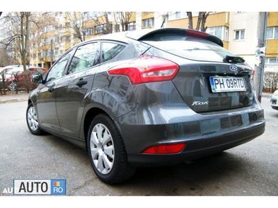 Second-hand Ford Focus 100 CP (73 kW) 2016 Gri Hatchback